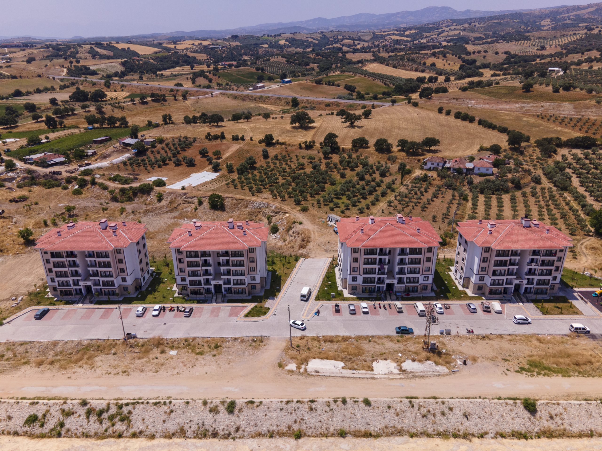 Manisa İli Köprübaşı İlçesi Merkez Mahallesi 78 Adet Konut İnşaatı İle Altyapı Ve Çevre Düzenlemesi İkmal İşi Manisa İli Köprübaşı İlçesi Merkez Mahallesi 78 Adet Konut İnşaatı İle Altyapı Ve Çevre Düzenlemesi İkmal İşi